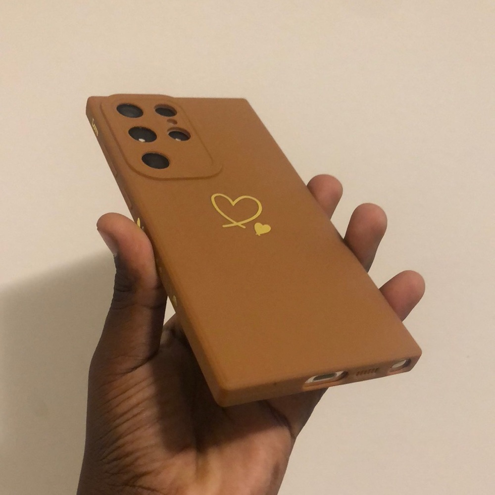 Samsung 23 ultra new with phone case and charger